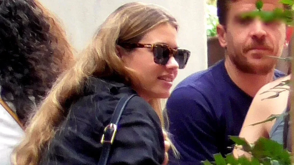 Mal día para Clara Chía. La novia de Piqué pierde juicio contra paparazzi