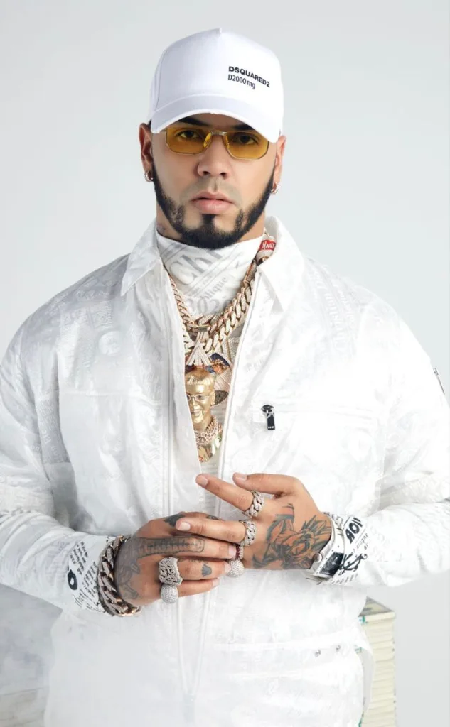 Anuel AA cancela conciertos en España por problemas de salud