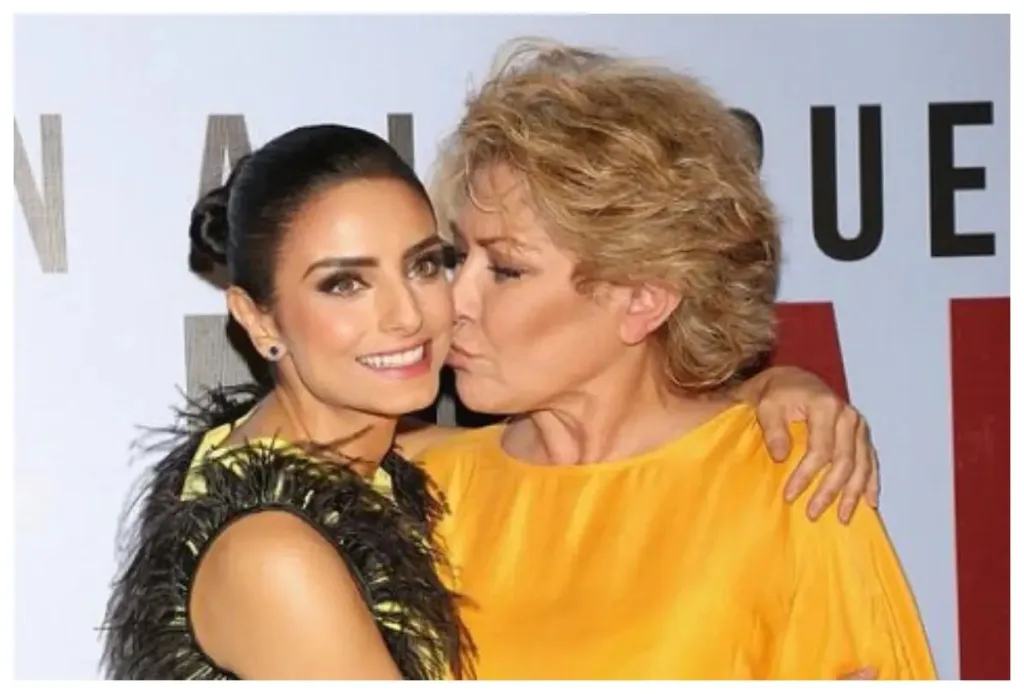 Adiós a Gabriela Michel, legendaria voz del doblaje y madre de Aislinn Derbez Gabriela Michel, figura clave del doblaje latino y madre de Aislinn Derbez, fallece. Foto: Especial