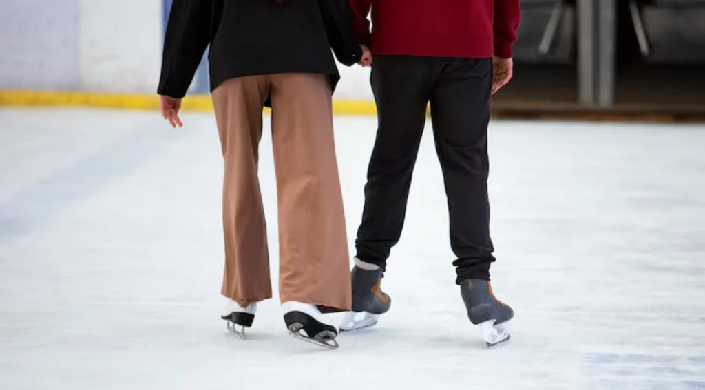 Malacates y la pista de hielo en Villa Nueva llegarán a partir de esta fecha La emoción sube de nivel en la Pista de Hielo de Villa Nueva. Foto: Freepik/Ilustrativa