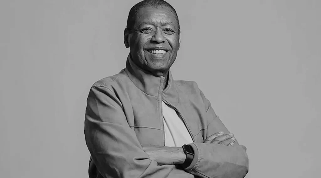 Fallece Ron Kenoly, ícono mundial de la música gospel Ron Kenoly fallece. Foto: La Corriente